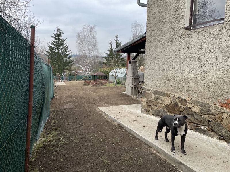 1. krok, příprava podkladu pro pokládku grasstexu