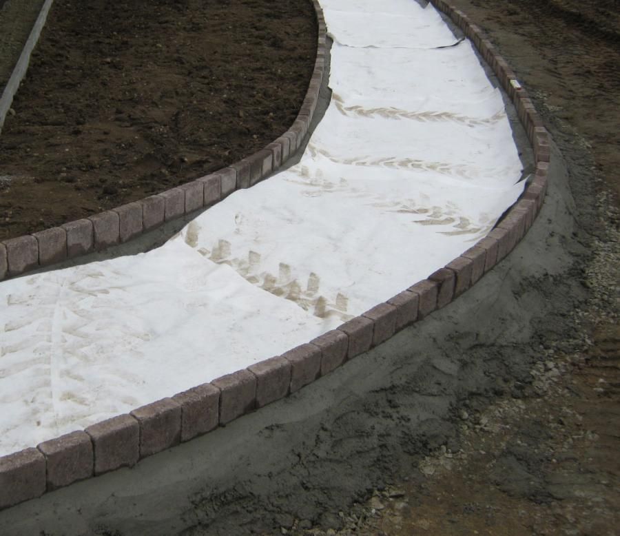 Netkaná geotextilie bílá 200g/m2 | 1,1x25m | 27,5m2
