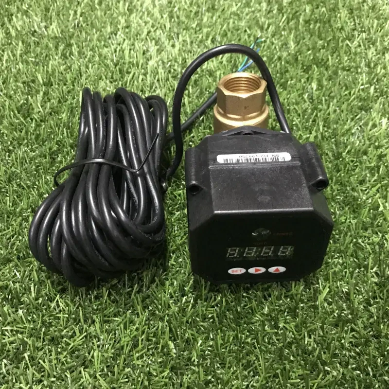 Automatický kulový ventil 230V s časovačem 1/2" vnitřní závit