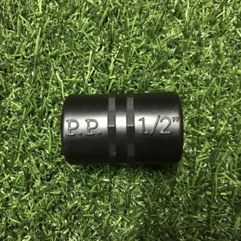 Plastová spojka 2x 1/2" vnitřní závit