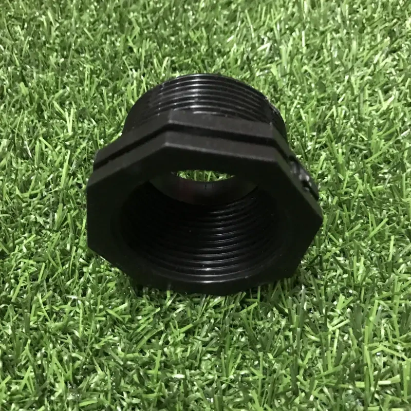 Plastová redukce 6/4" vnější - 5/4" vnitřní závit