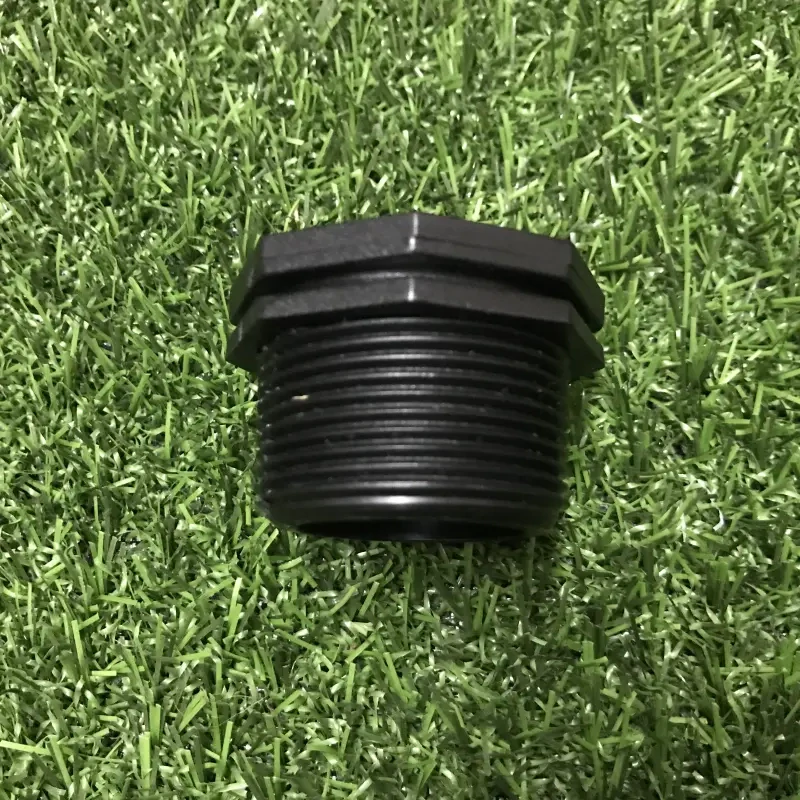 Plastová redukce 5/4" vnější - 1" vnitřní závit