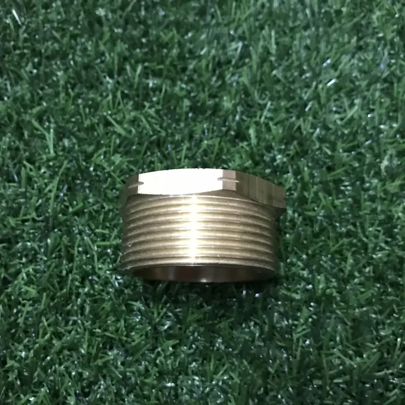 Mosazná redukce 6/4" vnější - 5/4" vnitřní závit
