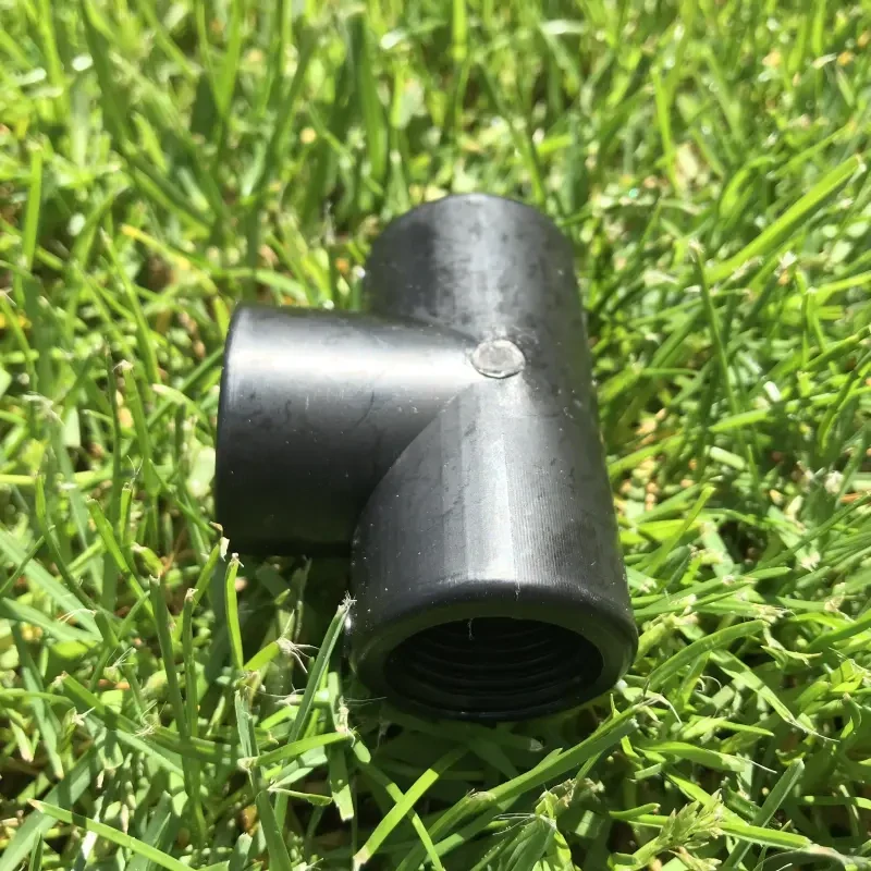 Plastový T-kus 3x 1" vnitřní závit