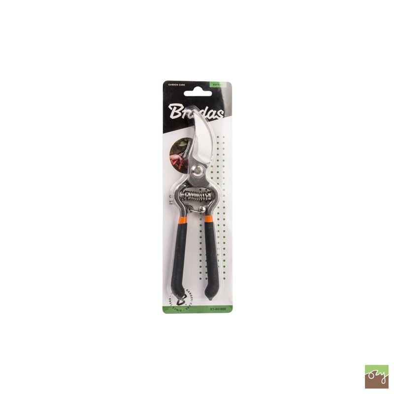 Zahradní nůžky s karbonovou čepelí