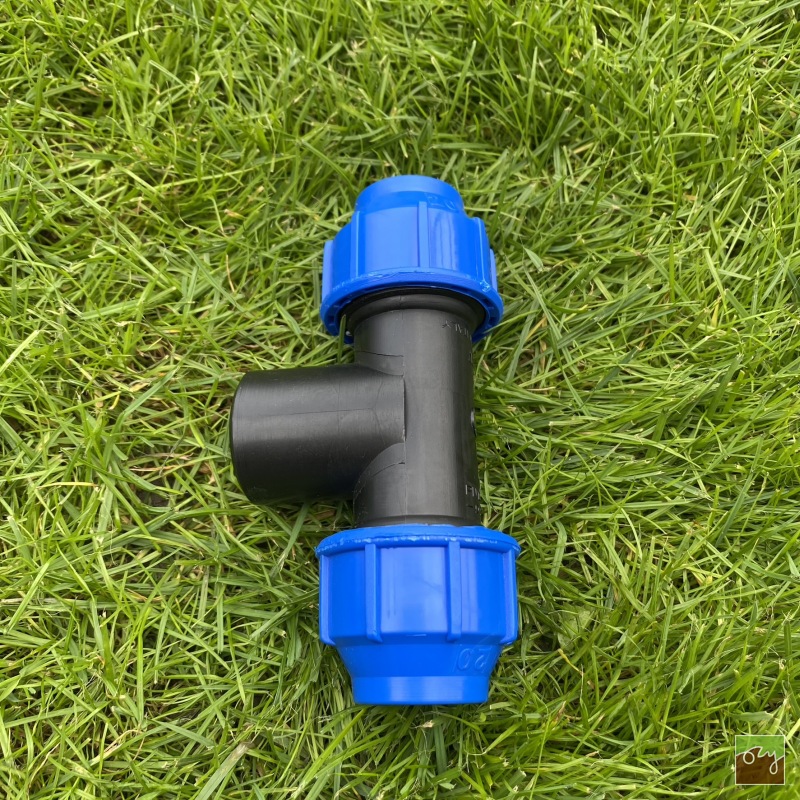 PP T-kus na PE potrubí Ø20mm 1/2" vnitřní závit