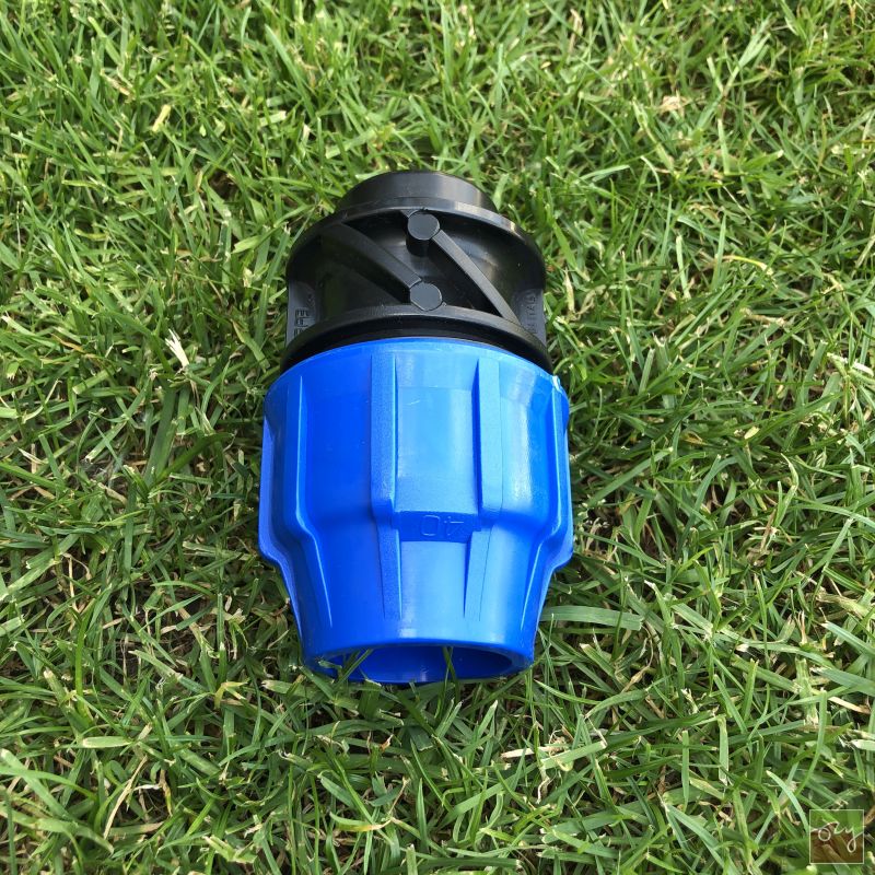 PP průchodka Ø40mm - 1" vnitřní závit