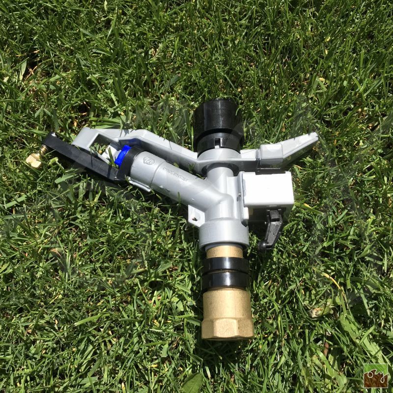 Impulzní zavlažovač pro hřiště nastavitelný 1" vnitřní závit