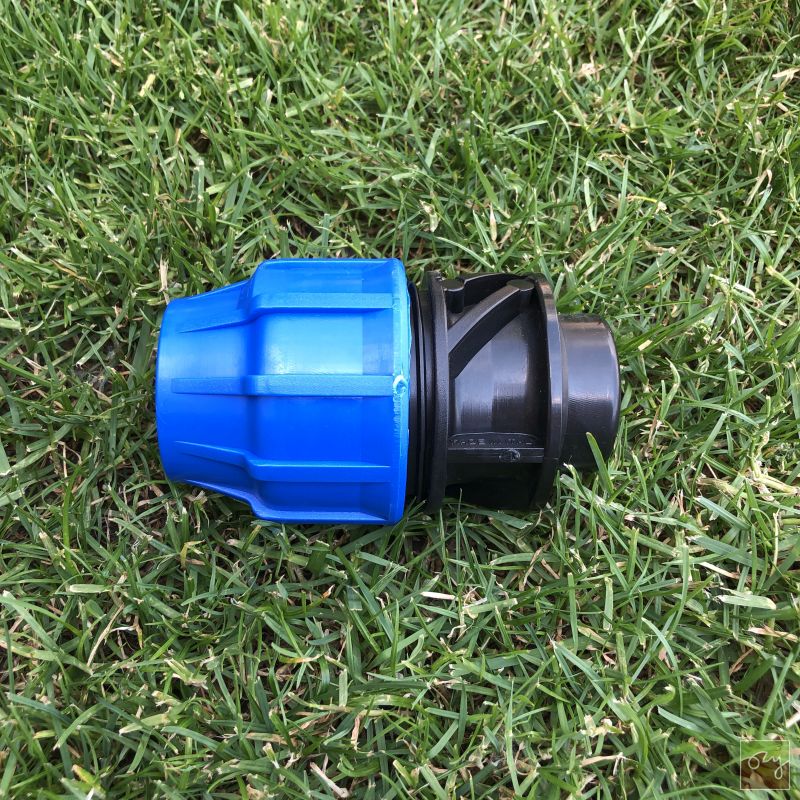 PP průchodka Ø40mm - 1" vnitřní závit