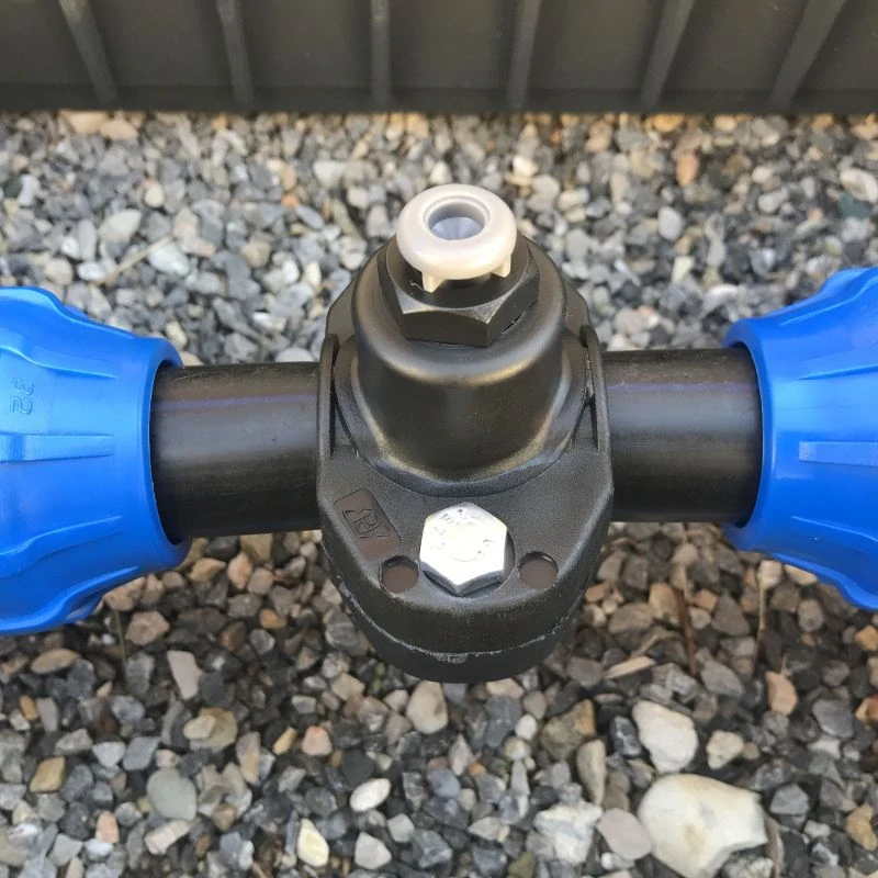 Odvzdušňovací ventil pro podzemní kapku 1/2" vnější | Rain Bird