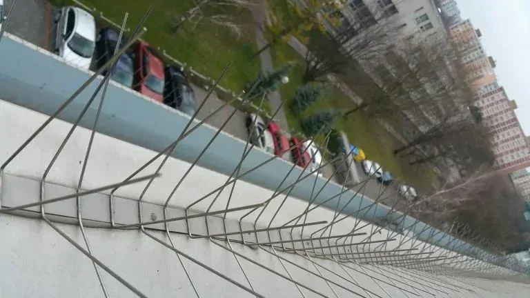 Ostny / Hroty proti ptákům, délka 0,5 m, 40 hrotů