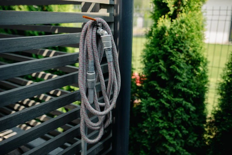 Zahradní smršťovací hadice Secret Dots - 12m