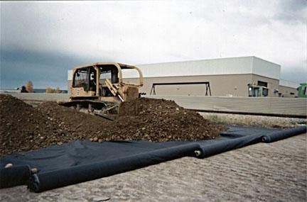 Tkaná agrotextilie černá 130g/m2 | 2,1x25m | 52,5m2