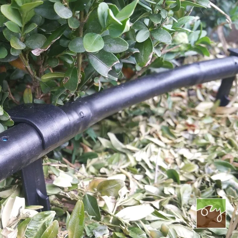 Úchyt na kapkovou závlahu do Ø16mm