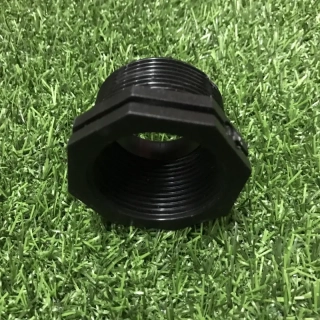 Plastová redukce 6/4" vnější - 5/4" vnitřní závit